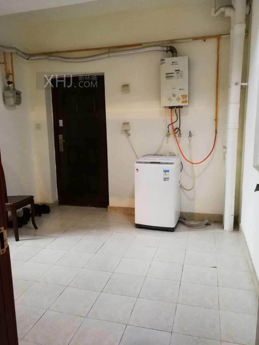 南湖世纪  3室2厅1卫    2200.0元/月室内图