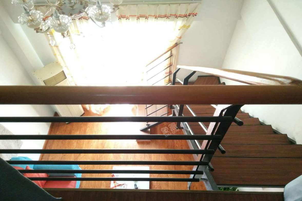 金沙园二期  1室1厅1卫   2500.00元/月 金沙园二期  1室1厅1卫   2500.00元/月室内图