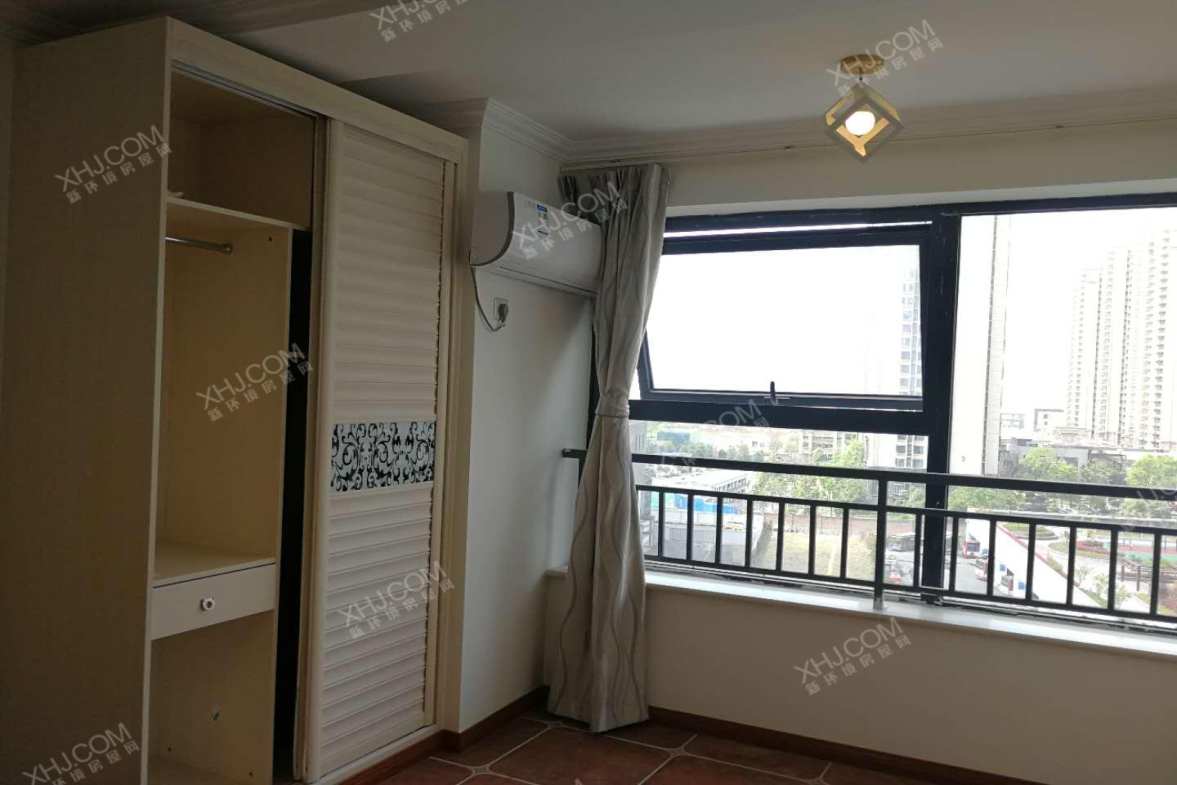 一品CG 1室1厅1卫 1800.0元/月 一品CG 1室1厅1卫 1800.0元/月室内图