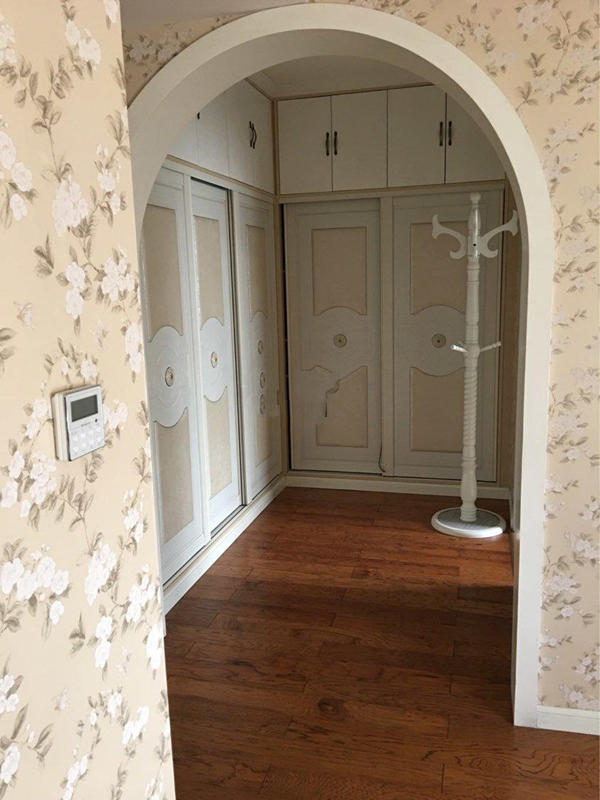 华润凤凰城三期  3室2厅2卫    6200.0元/月室内图