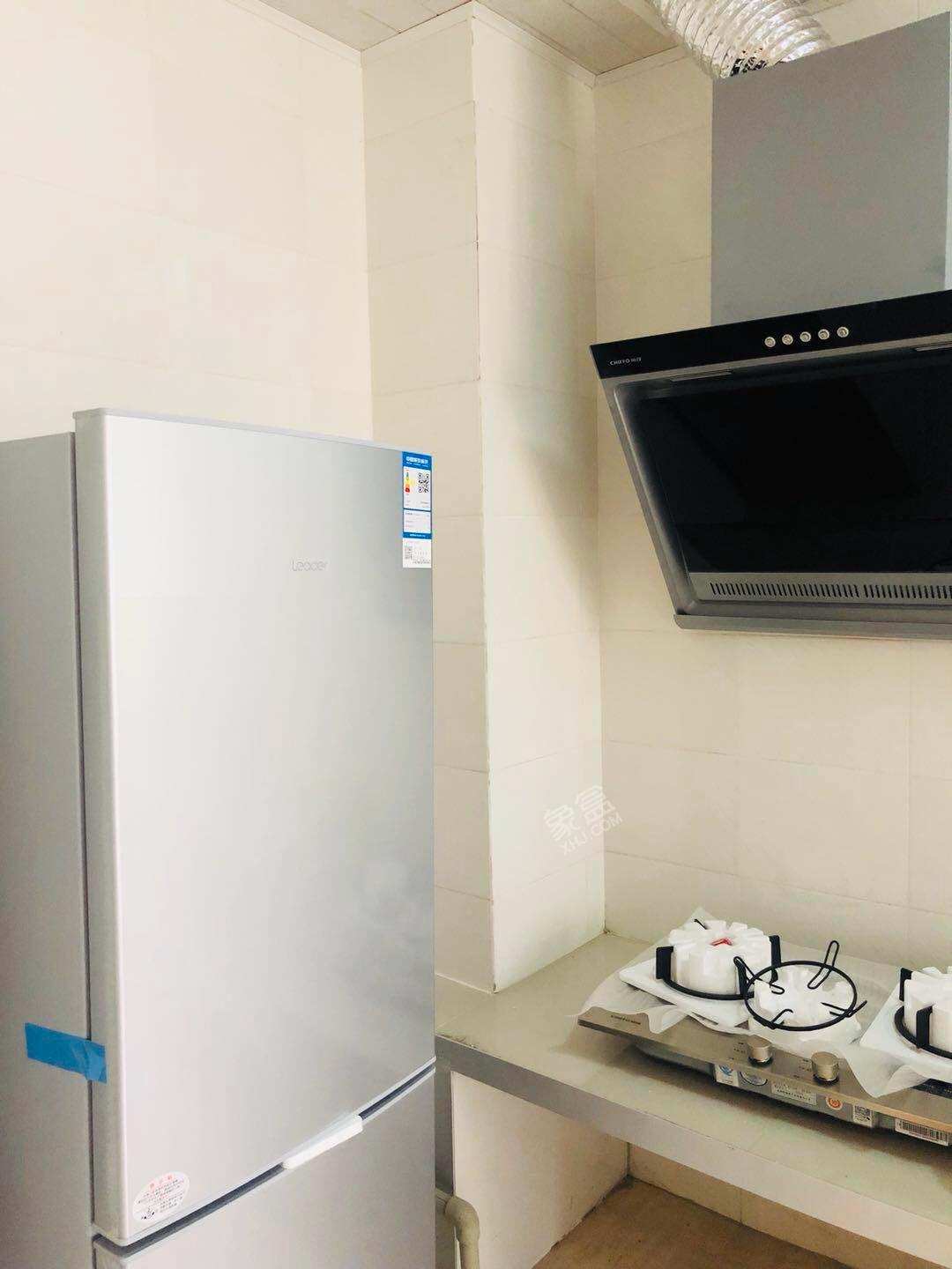 上善清波A  2室1厅1卫    2200.0元/月室内图