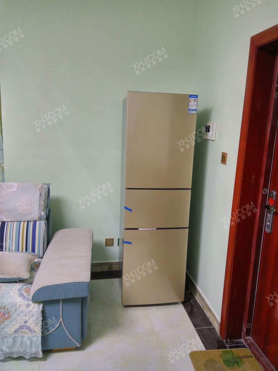 南湖春天  1室1厅1卫    1400.0元/月室内图