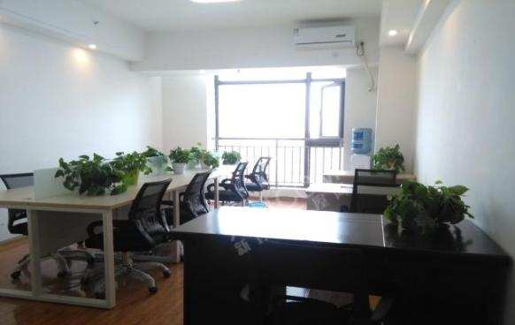 蜀都中心一期  1室1厅1卫    3600.0元/月室内图