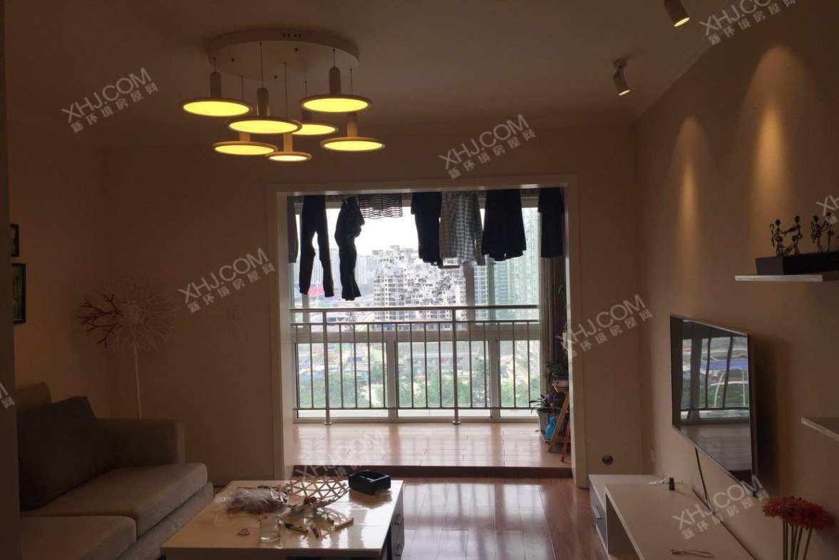 颐和京都3期  2室2厅1卫    2300.0元/月 颐和京都3期  2室2厅1卫    2300.0元/月室内图1