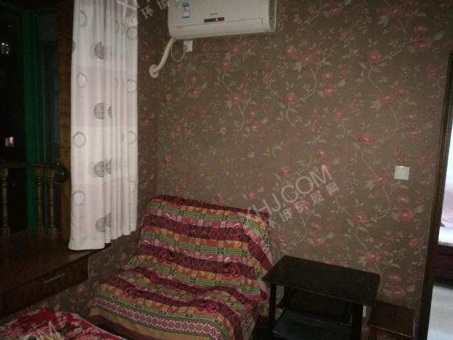 香格里拉  1室1厅1卫    2000.0元/月室内图