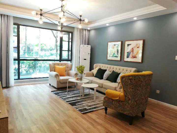 华润凤凰城一期  3室1厅2卫    6500.0元/月 华润凤凰城一期  3室1厅2卫    6500.0元/月室内图