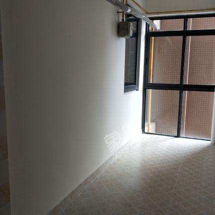 万锦城  3室2厅2卫    2000.0元/月室内图