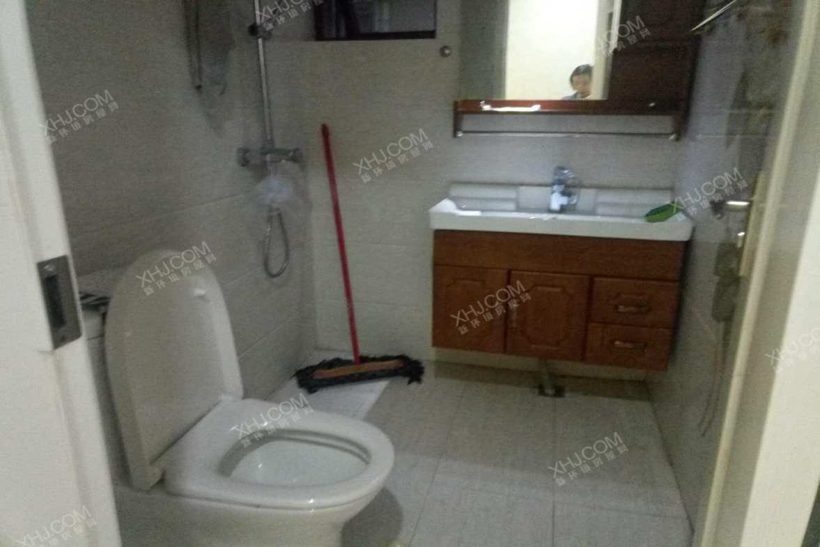 南湖半岛  1室1厅1卫    1500.0元/月室内图