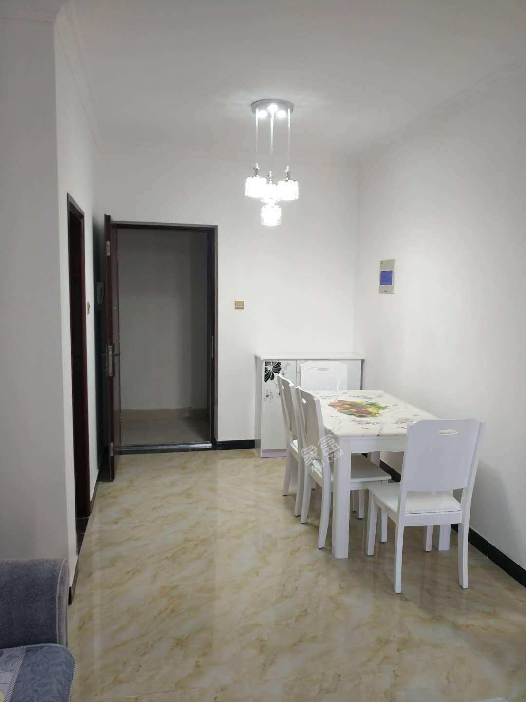 天府鹤林-西区(一期)  2室1厅1卫    1500.0元/月 天府鹤林-西区(一期)  2室1厅1卫    1500.0元/月室内图