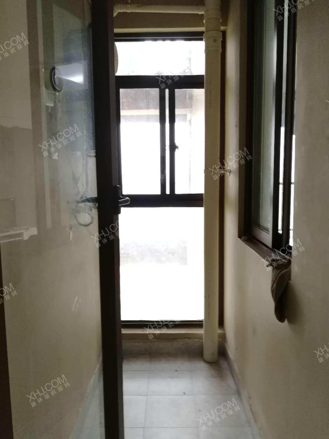 世豪瑞丽  2室2厅1卫    3000.0元/月室内图