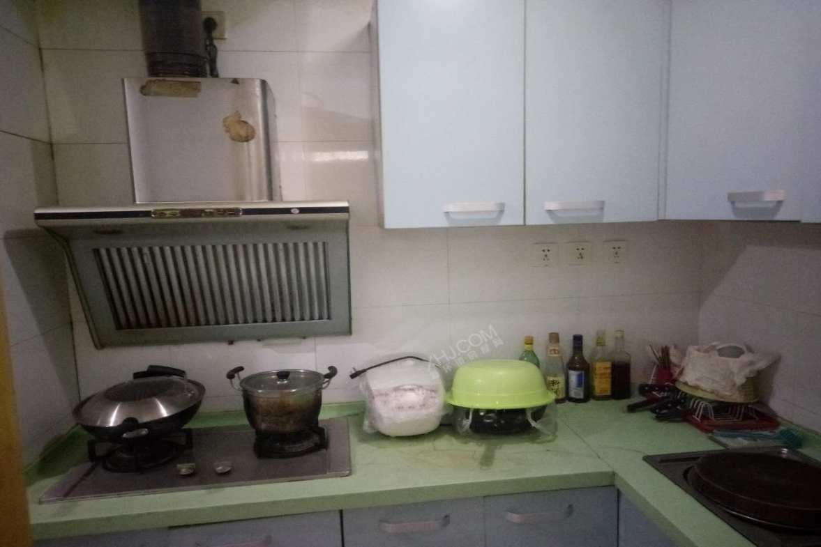 西华家园  2室1厅1卫    1800.0元/月室内图