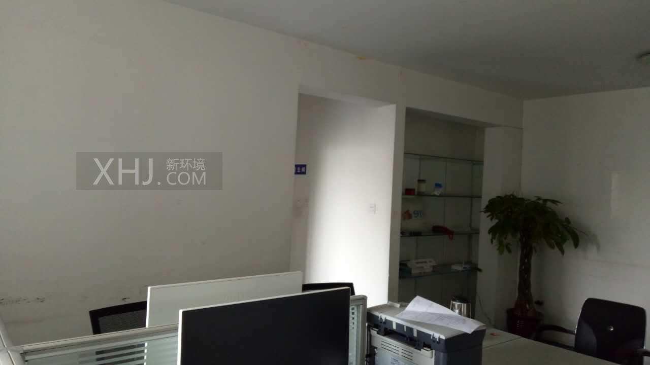 西城天下  2室1厅1卫    2700.0元/月室内图