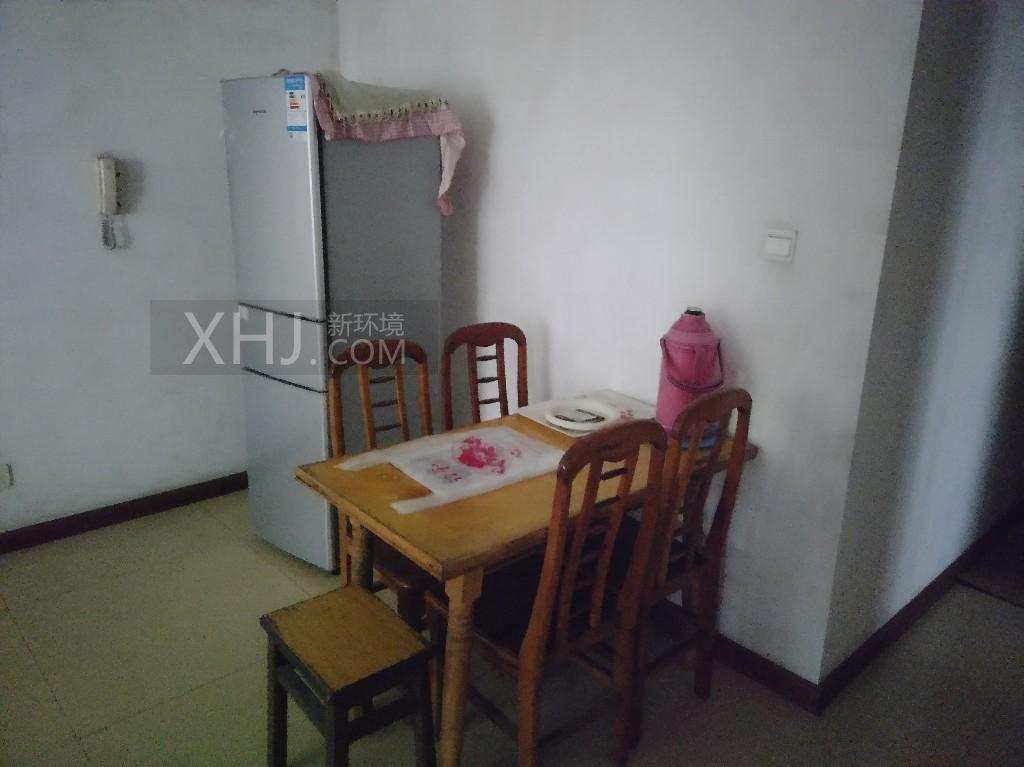 香格里拉 2室2厅1卫 2200.0元/月 香格里拉 2室2厅1卫 2200.0元/月室内图