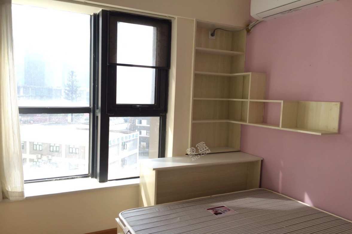 智地哥谭LOFT公寓  2室2厅1卫    2300.0元/月室内图