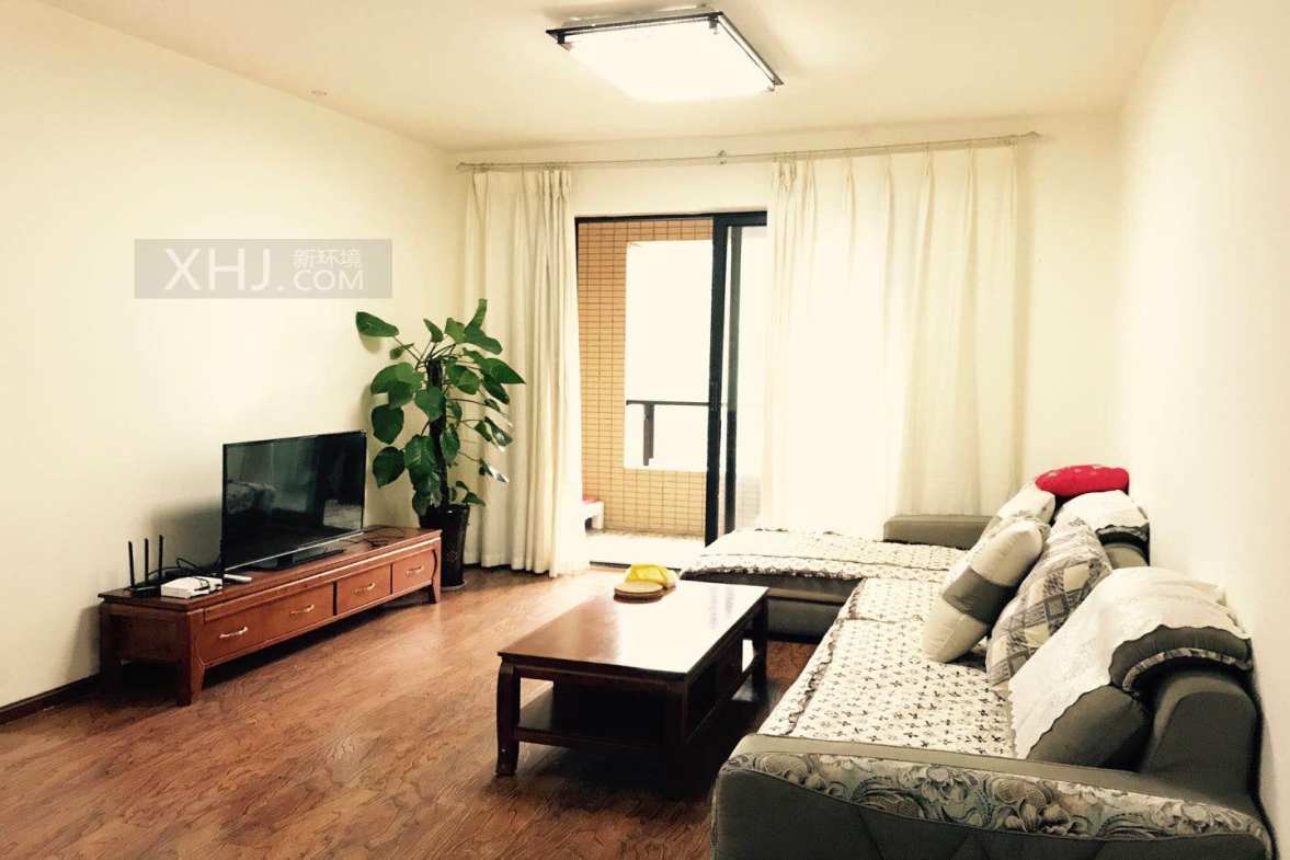 华润凤凰城三期  3室1厅1卫    3300.0元/月室内图