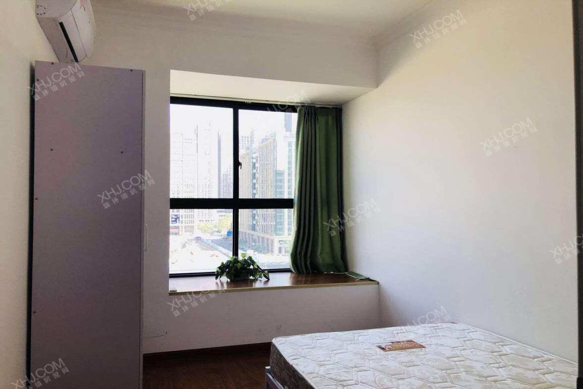 香月湖  3室2厅2卫    3800.0元/月室内图