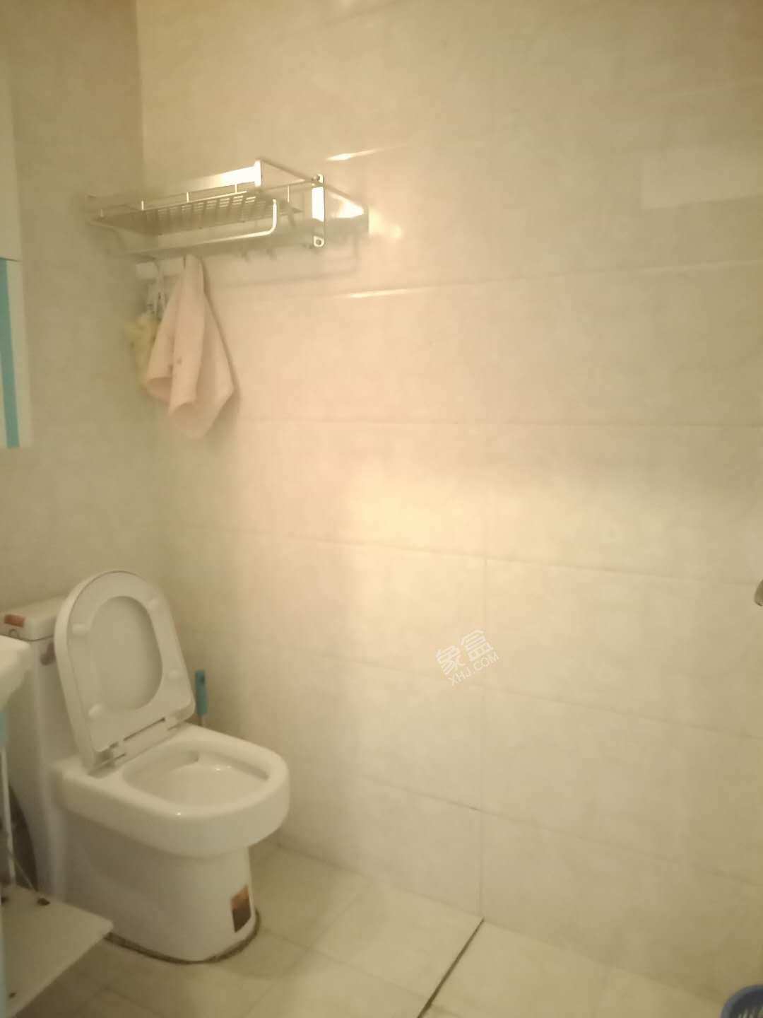 知贤坊  2室1厅1卫    1600.0元/月室内图