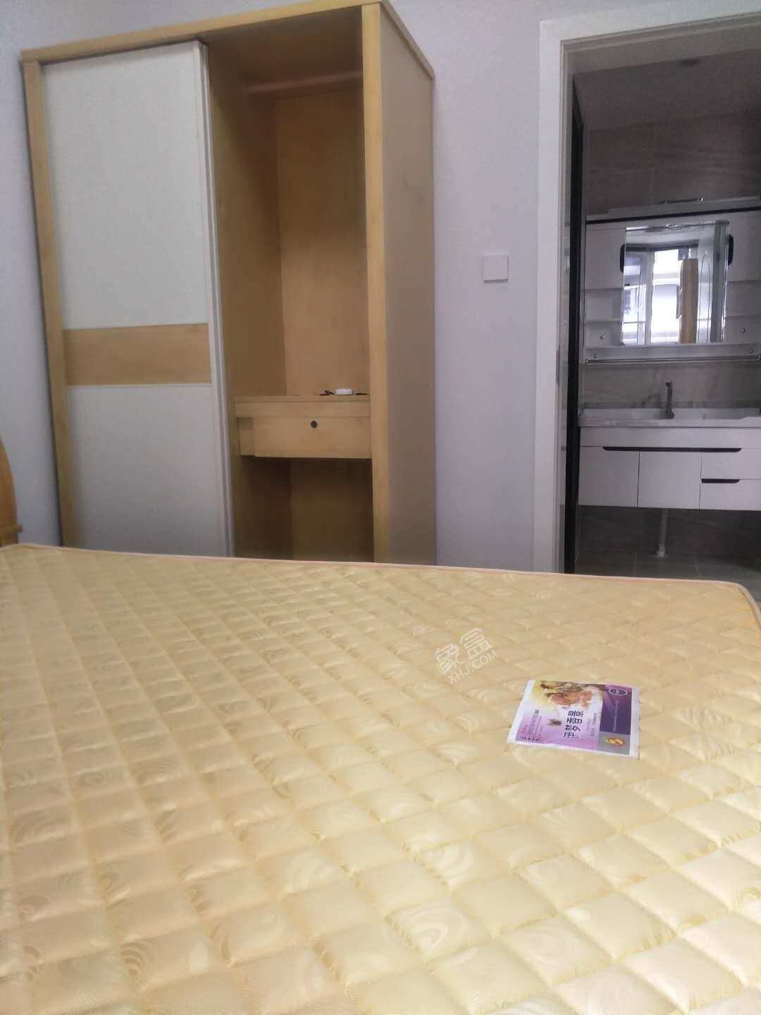 一品CG  2室1厅1卫    2800.0元/月室内图