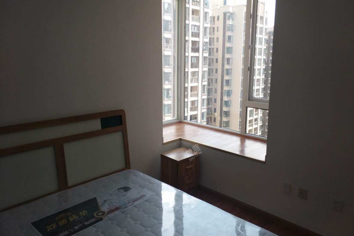 馨光嘉苑  2室1厅1卫    2200.0元/月室内图