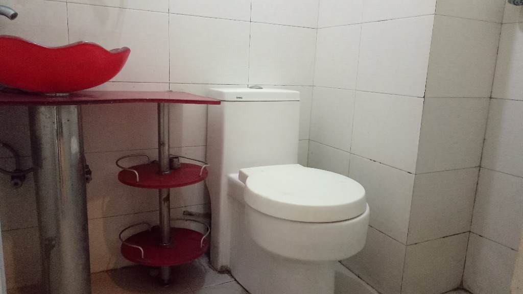 千和馨城  1室1厅1卫    1600.0元/月 千和馨城  1室1厅1卫    1600.0元/月室内图