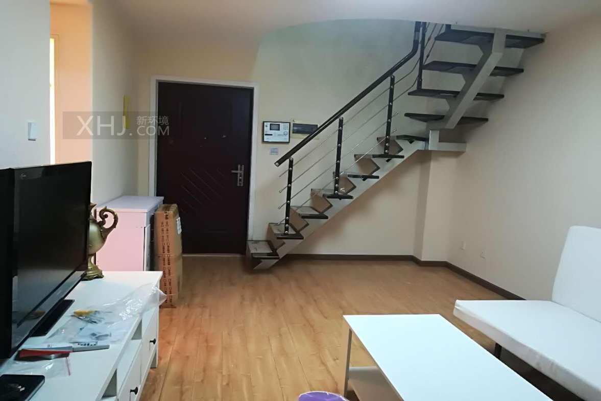 金沙西园二期  1室1厅1卫   2300.00元/月室内图1