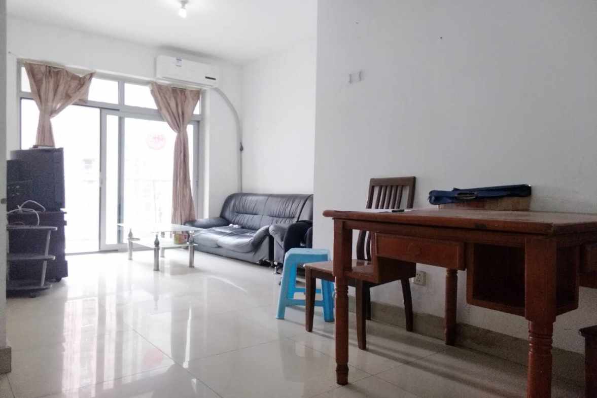 橙花风景 1室1厅1卫 1500.0元/月 橙花风景 1室1厅1卫 1500.0元/月室内图