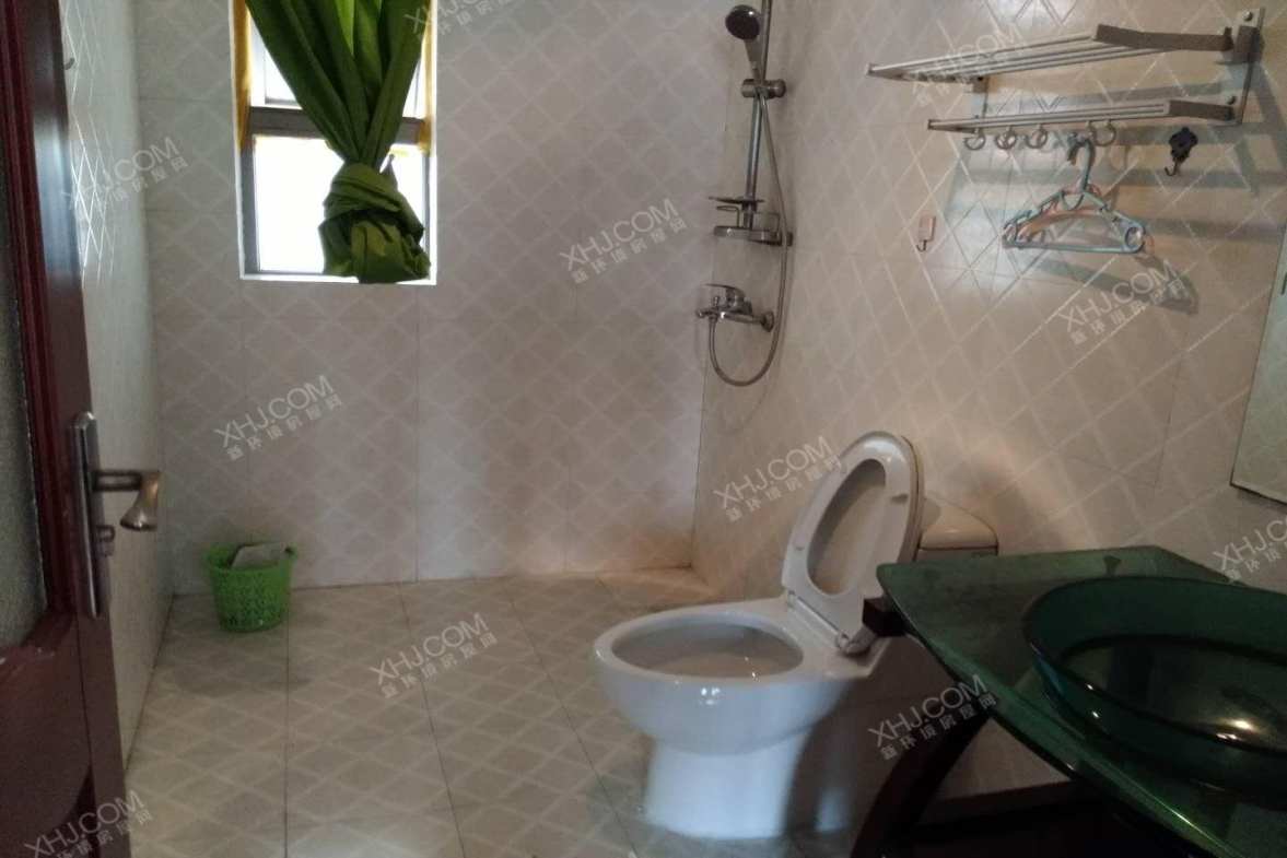 中海兰庭  3室1厅1卫    3300.0元/月 中海兰庭  3室1厅1卫    3300.0元/月室内图