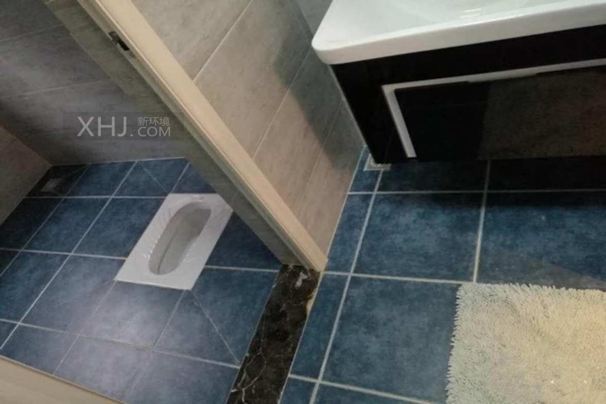 橙花风景  3室2厅2卫    3300.0元/月室内图