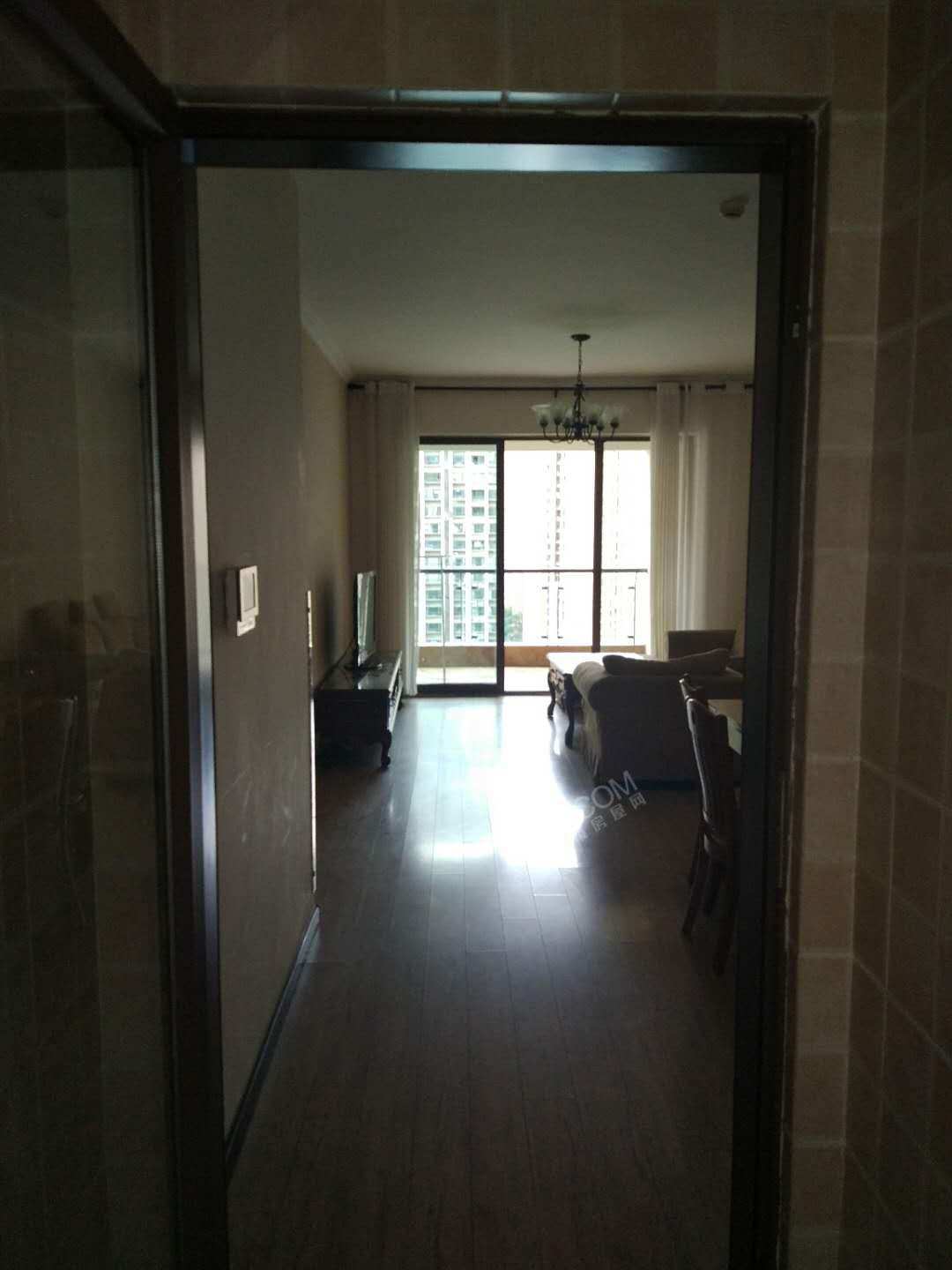 天府豪庭  3室2厅1卫    3700.0元/月室内图