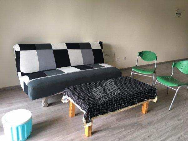 万锦城  3室2厅2卫    2400.0元/月 万锦城  3室2厅2卫    2400.0元/月室内图