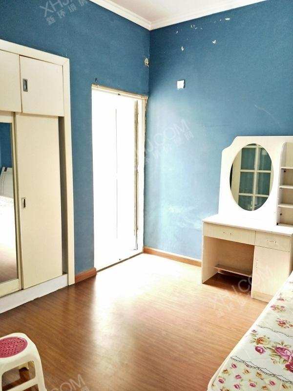 海棠月色  1室1厅1卫    1800.0元/月室内图