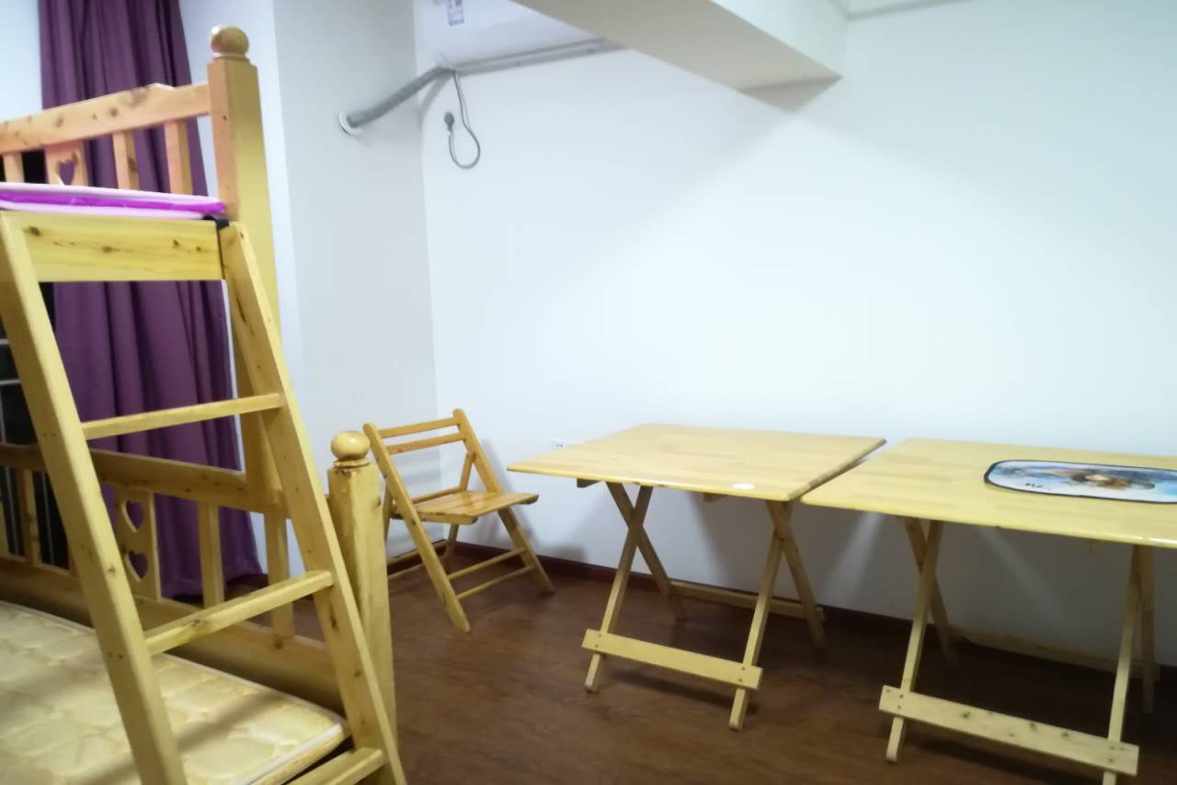 保利星座 1室1厅1卫 2000.0元/月 保利星座 1室1厅1卫 2000.0元/月室内图