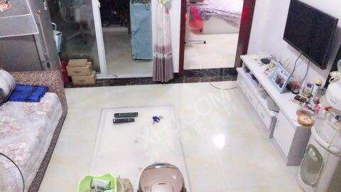 南湖春天  1室1厅1卫    1300.0元/月室内图