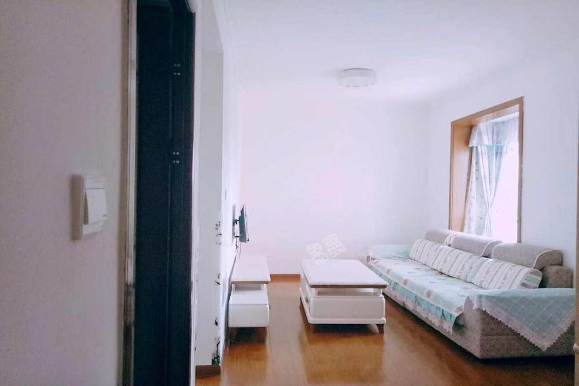 西映金沙  1室1厅1卫    1600.0元/月 西映金沙  1室1厅1卫    1600.0元/月室内图