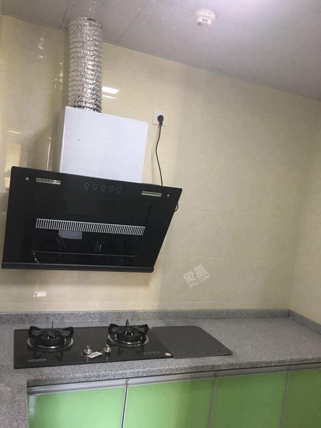 凯德世纪名邸  3室1厅1卫    3500.0元/月 凯德世纪名邸  3室1厅1卫    3500.0元/月室内图