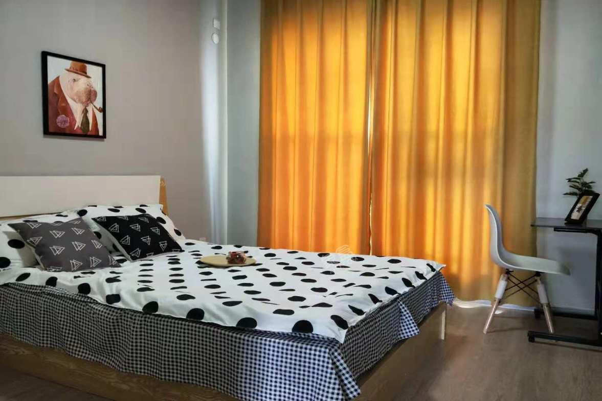 凯德世纪名邸  4室1厅2卫    4300.0元/月室内图