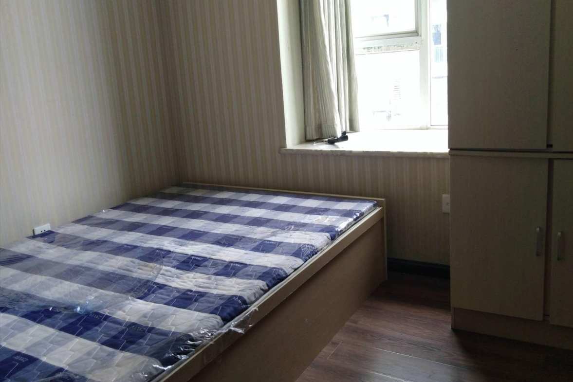 逸都花园  3室1厅1卫    3600.0元/月 逸都花园  3室1厅1卫    3600.0元/月室内图