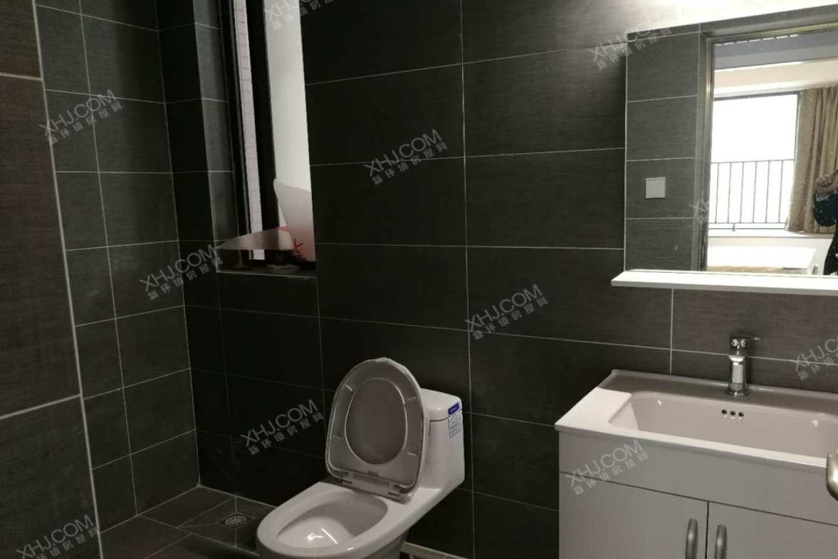 都城雅颂居二期  3室2厅1卫    3700.0元/月室内图