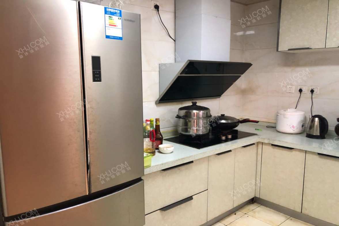 汇锦城A区  3室2厅2卫    4500.0元/月室内图