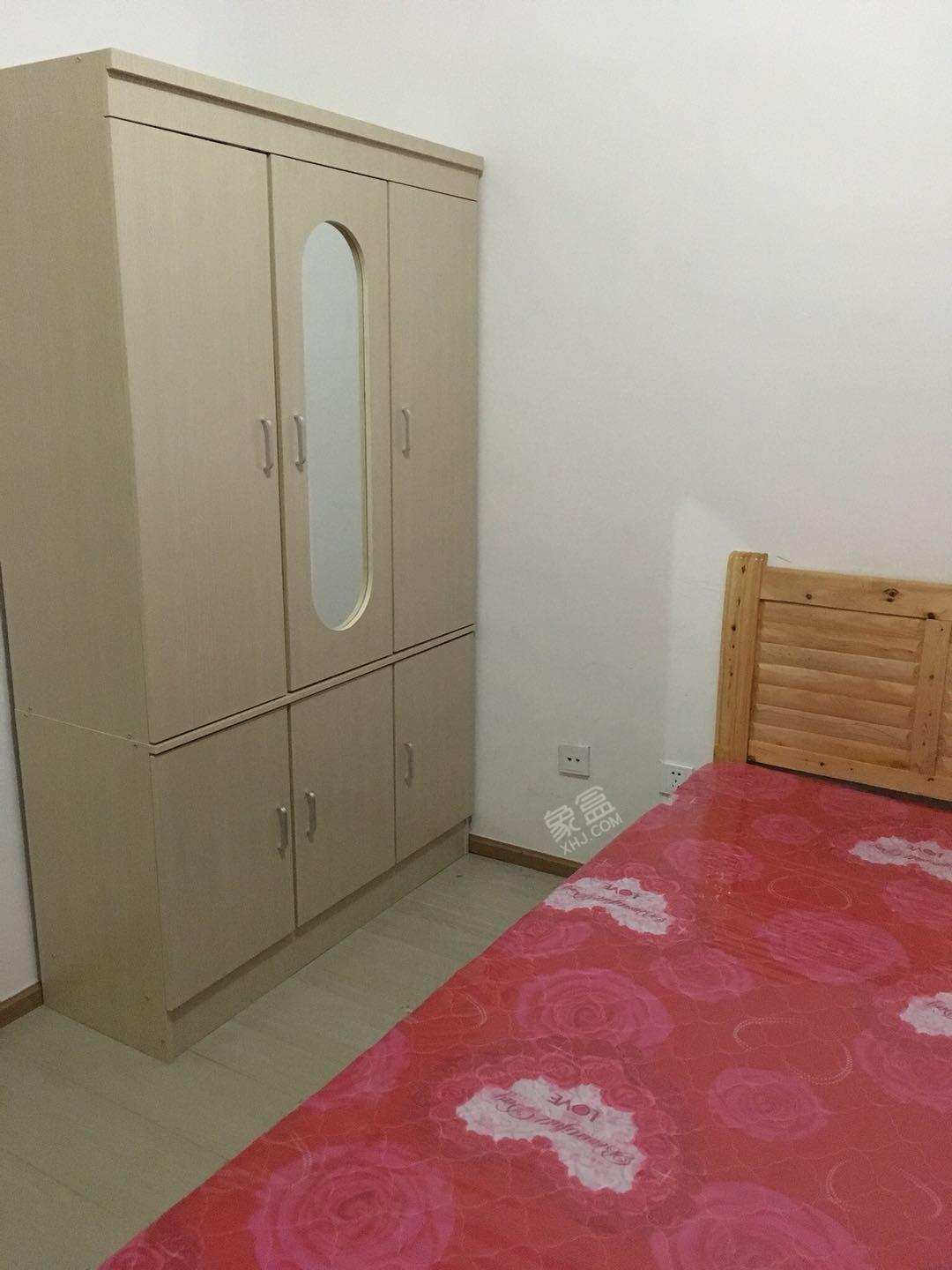 复地雍湖湾  4室1厅2卫    4400.0元/月 复地雍湖湾  4室1厅2卫    4400.0元/月室内图