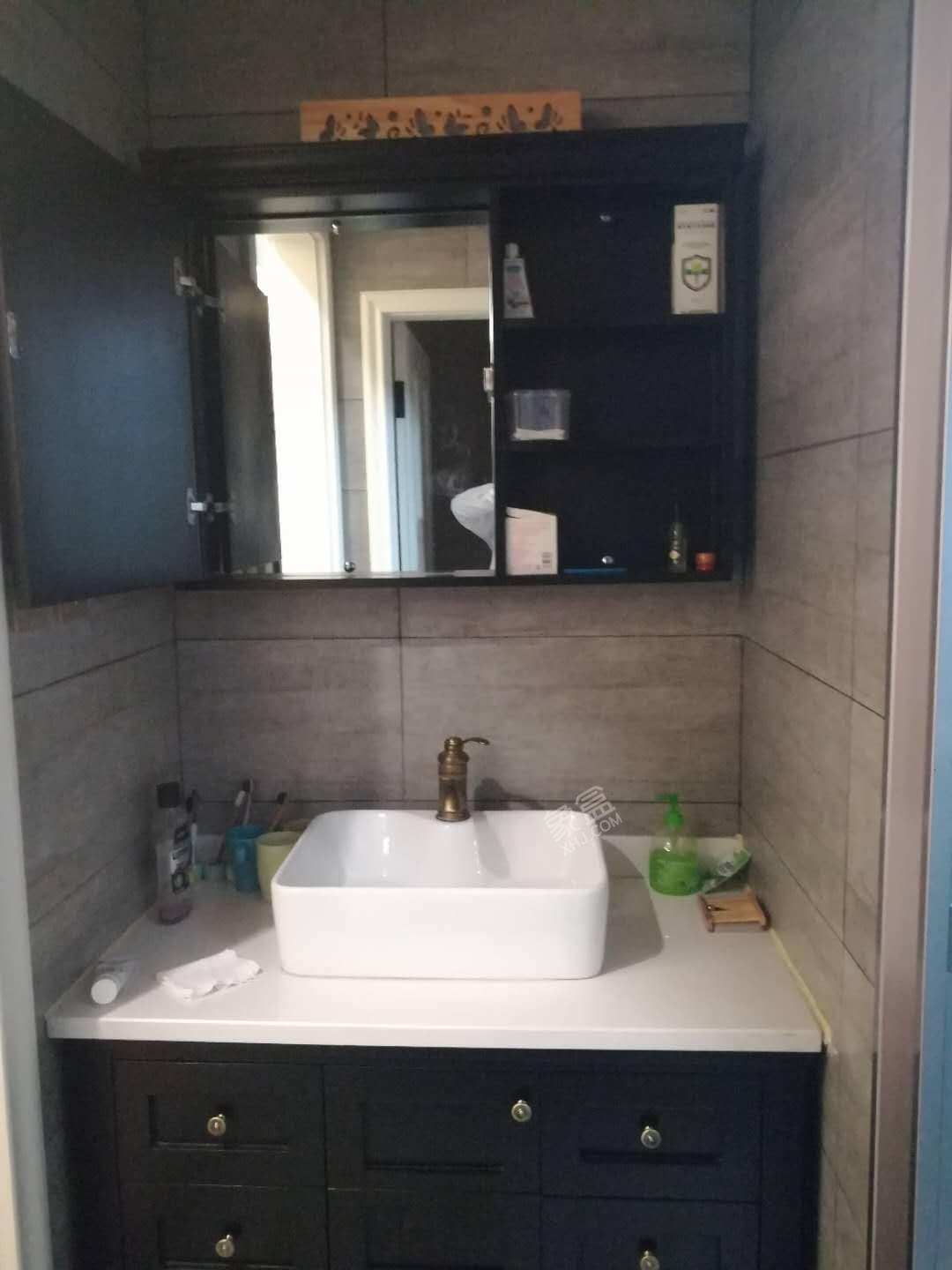 合能璞丽  2室2厅1卫    3300.0元/月室内图