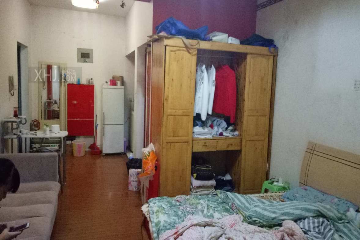 金沙芙蓉苑  1室0厅1卫   1300.00元/月室内图1