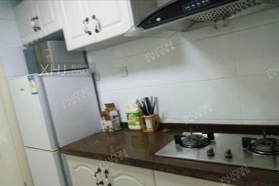 双玺  1室1厅1卫    1900.0元/月室内图