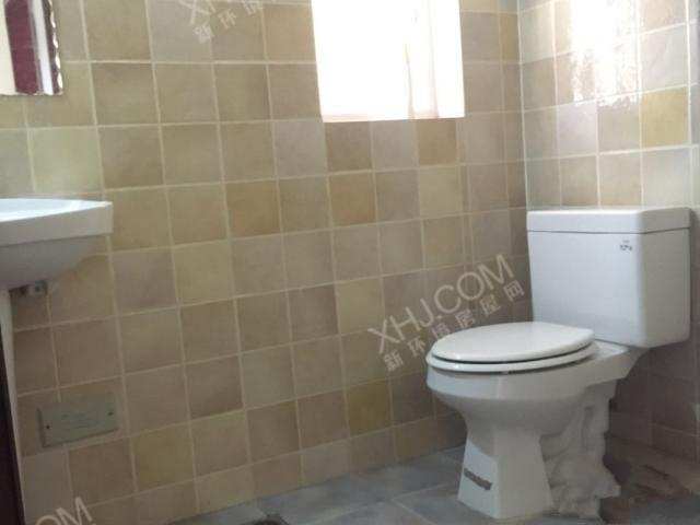 保利香槟光华 2室1厅1卫 2100.0元/月 保利香槟光华 2室1厅1卫 2100.0元/月室内图