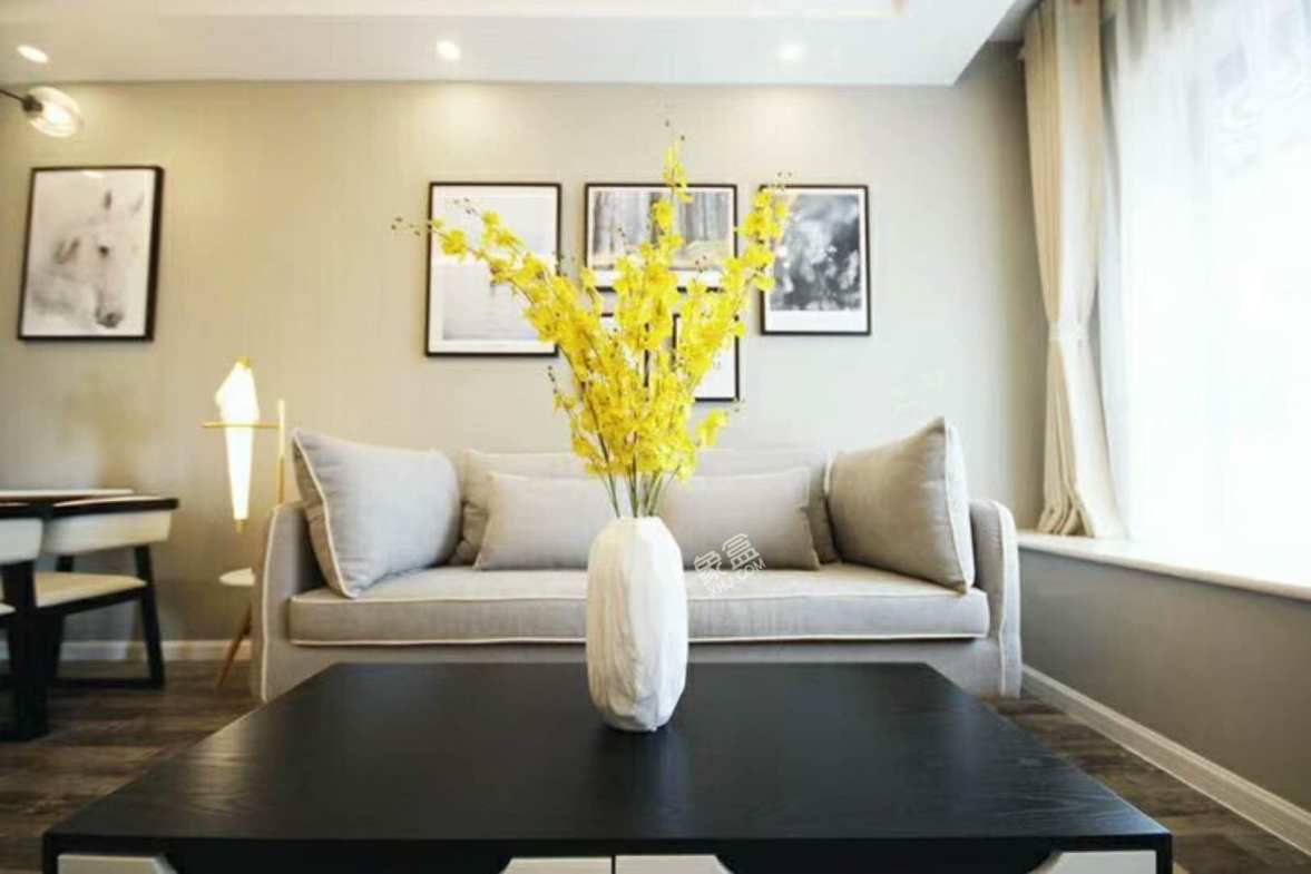 绿地之窗  2室1厅1卫    5000.0元/月 绿地之窗  2室1厅1卫    5000.0元/月室内图