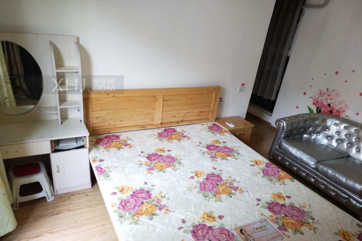 朗基龙堂  1室1厅1卫    1900.0元/月室内图