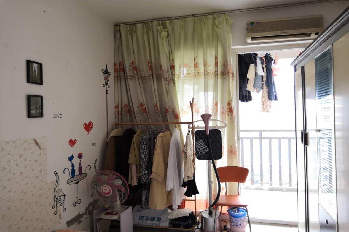 二江花园 1室1厅1卫 900.00元/月 二江花园 1室1厅1卫 900.00元/月室内图