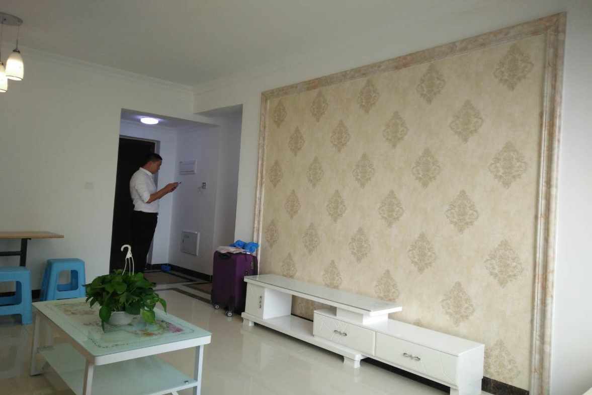 成都玩家  2室2厅1卫    1600.0元/月室内图