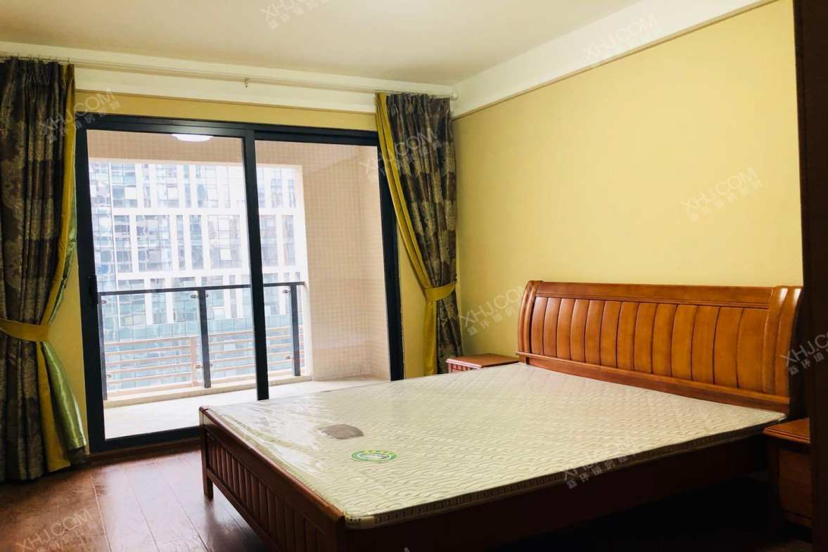 航天城上城  2室2厅1卫    3500.0元/月室内图