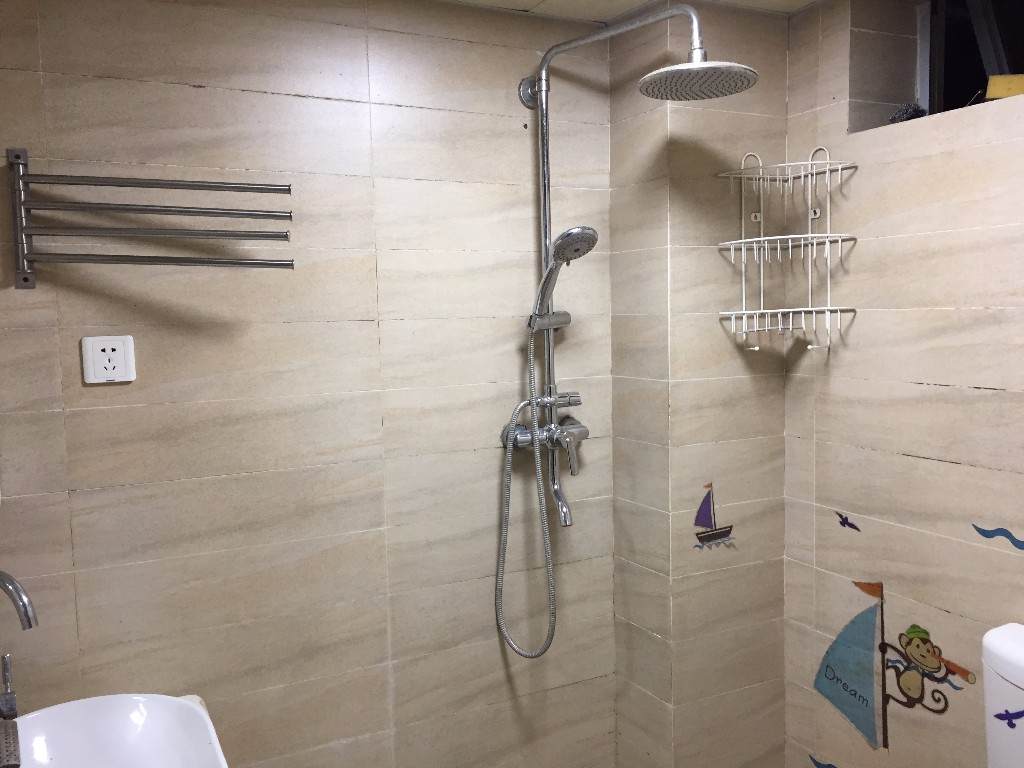 橙花风景  2室2厅1卫    2200.0元/月室内图